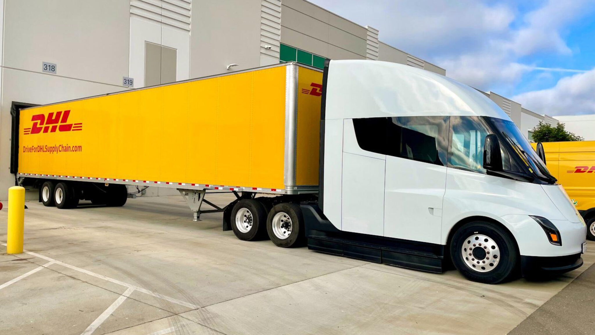 DHL tests Tesla semi truck in the USA | DHL Freight